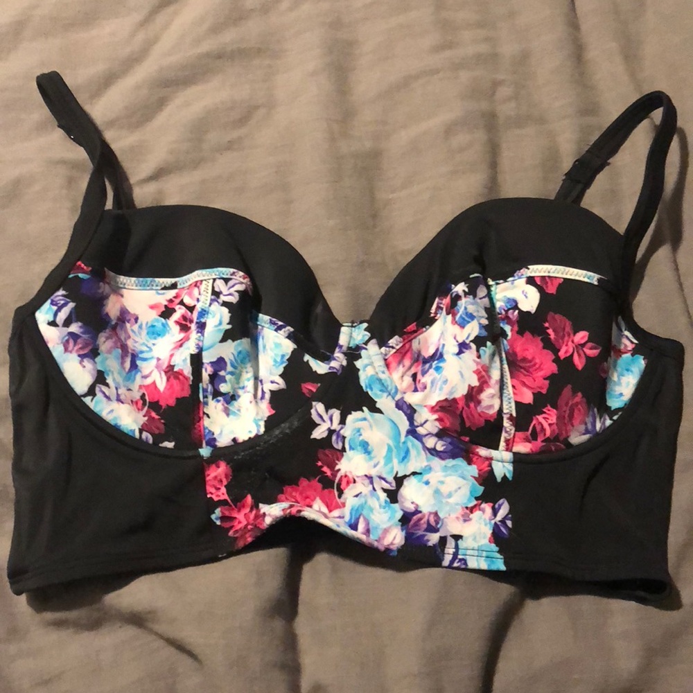 Bikini top